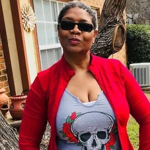 Meet your Posher, Sade